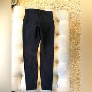 Lululemon size 8 leggings